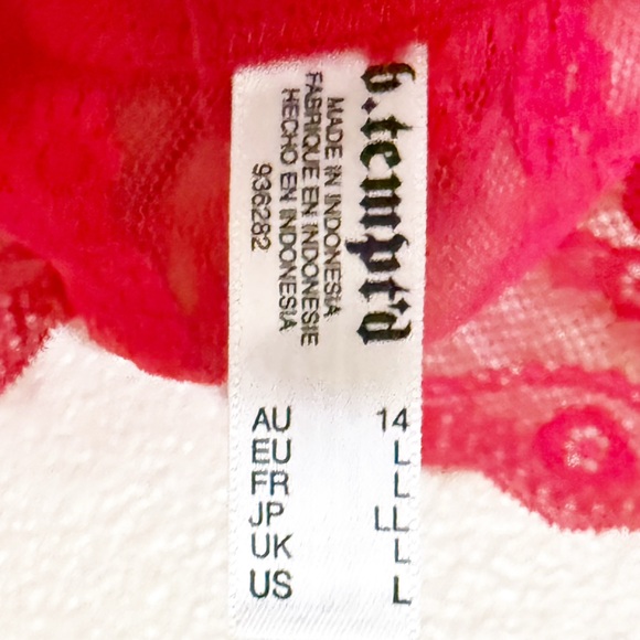 NWT B.Tempt’d Lace Kiss Bodysuit One Piece Sheer Lingere in Crimson Red Large - Picture 6 of 8